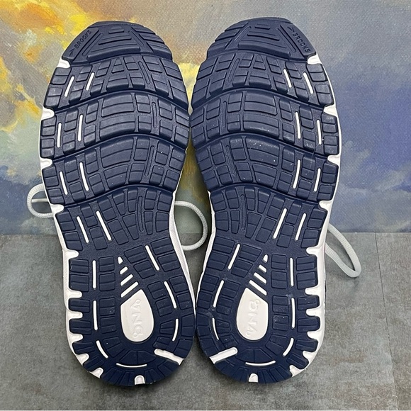 Brooks Addiction GTS 15 Oyster/Peacoat Women's Sneakers Size 6.5B - Picture 9 of 16